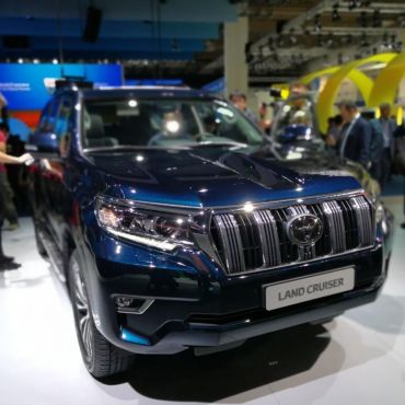 land-cruiser-prado %2